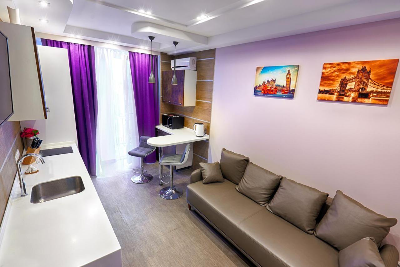 Sauna, Big Jacuzzi , Khreshchatyk Apartments Kyiv Exterior photo